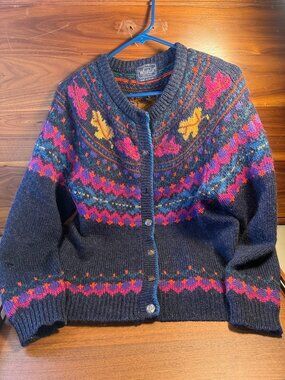Vintage Woolrich Colorful Leaves Button Sweater